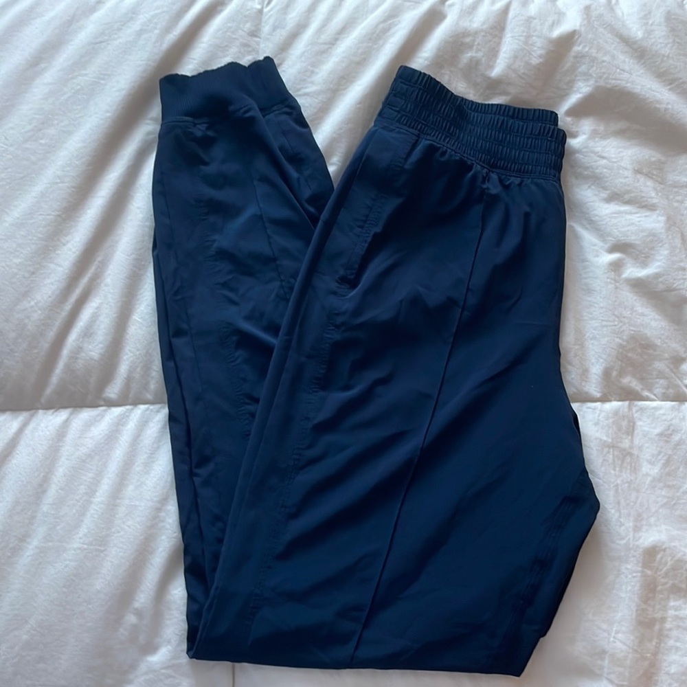 Lululemon Wanderer Jogger!